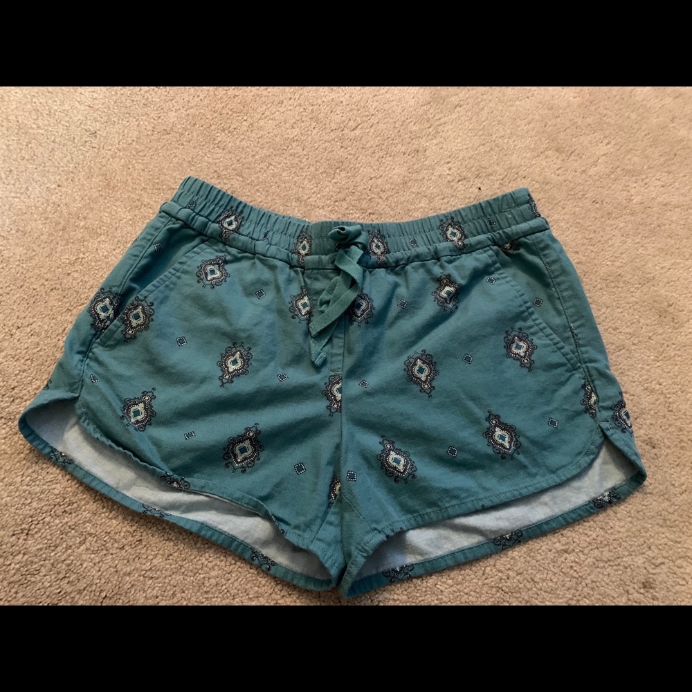 Loft Outlet shorts worn once !!